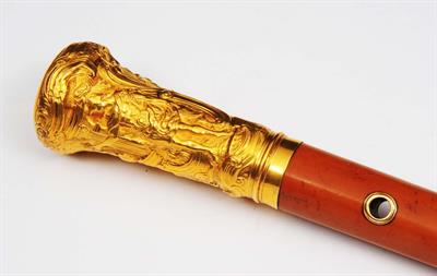 Lot 25 - AN 18TH CENTURY GOLD TOPPED MALACCA WALKING CANE