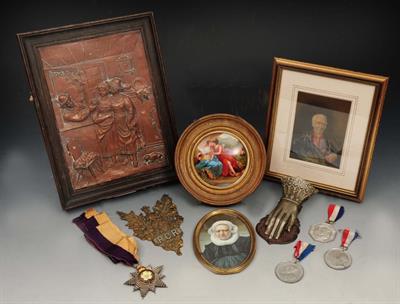 Lot 207 - A PRIMROSE LEAGUE STAR MEDAL