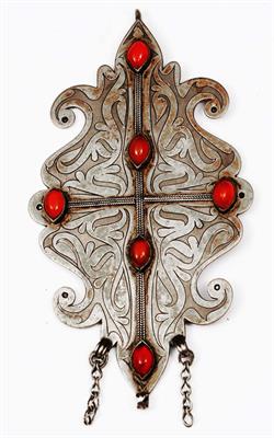 Lot 254 - A TURKOMAN SILVER AMULET with cornelian stones and incised designs