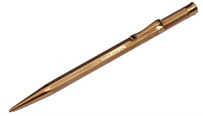 Lot 268 - A 9CT GOLD PROPELLING PENCIL with bark finish by S Mordan & Co