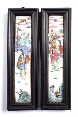 Lot 60 - A pair of Chinese Canton panels