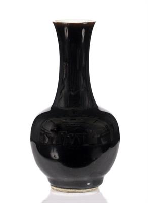 Lot 66 - A Chinese monochrome vase