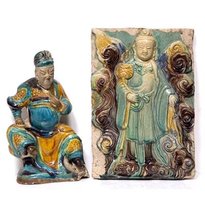 Lot 117 - A Chinese Fahua tile