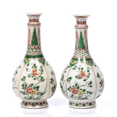 Lot 136 - A pair of Chinese famille verte bottle vases