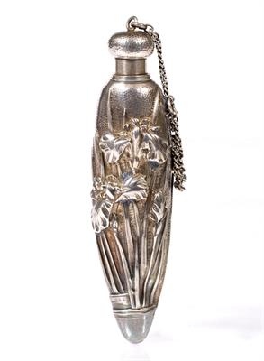 Lot 200 - A Chinese silver perfume flask