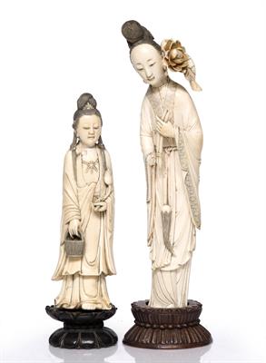 Lot 219 - A Chinese carved ivory model of Guanyin