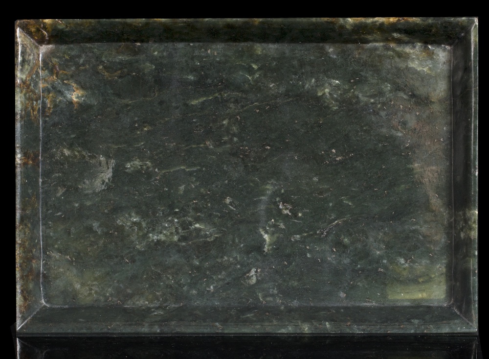 Lot 341 - A Chinese spinach jade rectangular tray
