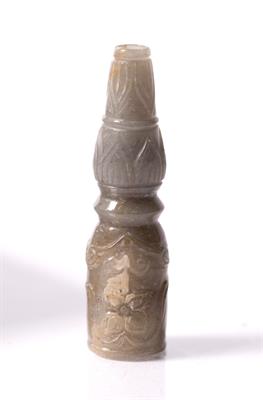 Lot 704 - A Mughal carved Jadeite hookah mouth piece