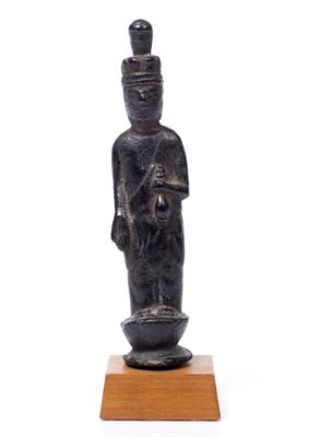 Lot 877 - A Japanese solid bronze simplistic style figure of a standing Kwannan