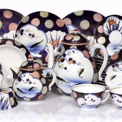 Lot 880 - A Japanese Fukagawa tea and coffee service