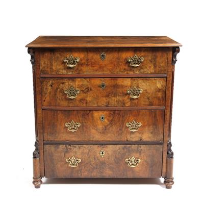 Lot 6 - A Victorian walnut chest of drawers