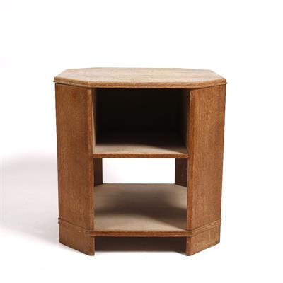 Lot 39 - A Heals oak book table
