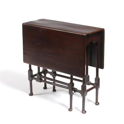 Lot 55 - A 19th Century mahogany gate leg table