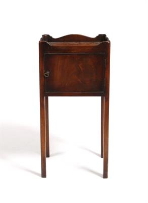 Lot 71 - A 19th Century mahogany tray top pot cupboard