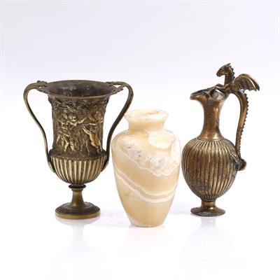 Lot 103 - A Grand Tour amphora