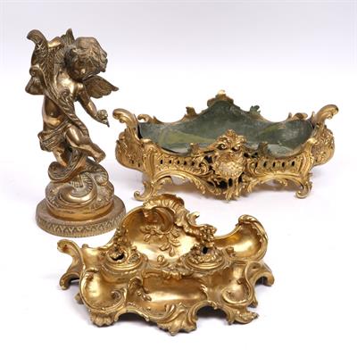 Lot 107 - A French style gilt metal inkstand