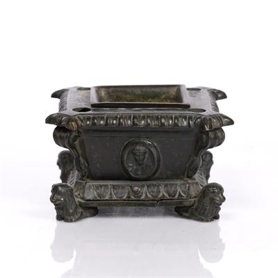 Lot 251 - A William IV bronze inkwell