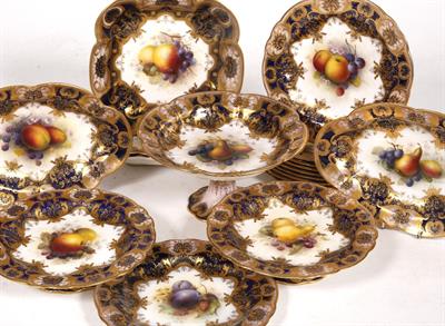 Lot 271 - A Royal Worcester fruit service