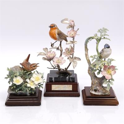 Lot 307 - A Royal Worcester model of 'Robin'