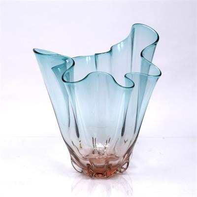 Lot 349 - A Caracas Venezuelan Murano glass vase 35.5cm