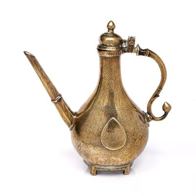 Lot 386 - An Indian Deccan bronze ewer