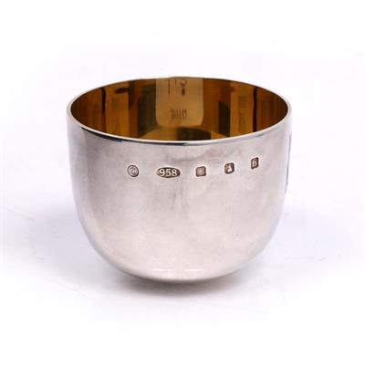 Lot 413 - A modern Britannia standard cup