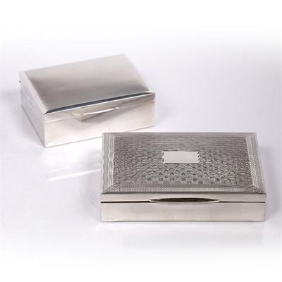Lot 427 - Two silver cigarette boxes