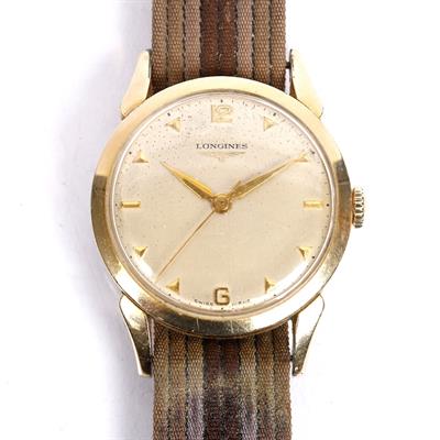 Lot 451 - A gentleman's gold plated Longines wrist watch