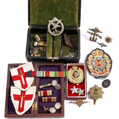 Lot 468 - A collection of various military and other brooches