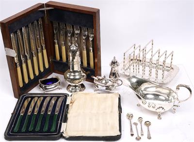 Lot 476 - A small collection of various silver plated wares