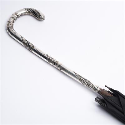 Lot 510 - A Victorian silver handled umbrella