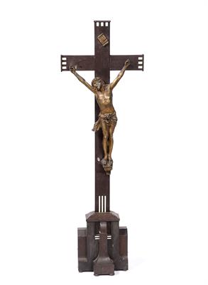 Lot 518 - A German 1920's large crucifix