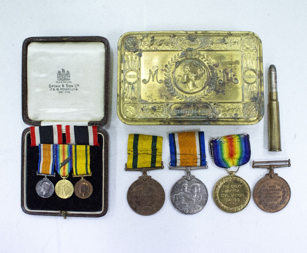 Lot 71 - A TRIO OF WORLD WAR I MEDALS