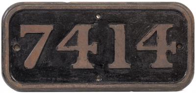 Lot 131 - A GWR CAST LOCOMOTIVE CABSIDE NUMBER PLATE '7414'