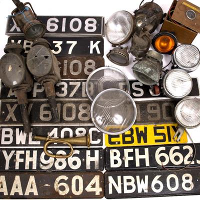 Lot 147 - VARIOUS AUTOMOBILE ACCESSORIES