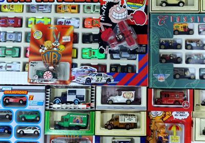 Lot 170 - A GROUP OF MISCELLANEOUS DIE CAST VEHICLES