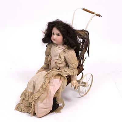 Lot 176 - AN ANTIQUE JUMEAU BISQUE HEADED DOLL