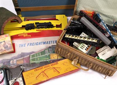 Lot 183 - A TRI-ANG HORNBY ELECTRIC TRAIN SET