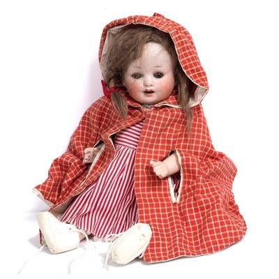 Lot 193 - AN ANTIQUE HERMANN STEINER DOLL