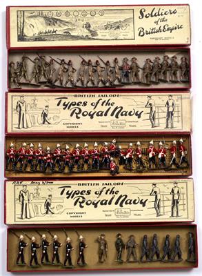 Lot 216 - A LARGE COLLECTION OF EARLY 20TH CENTURY BRITAINS LEAD SOLDIERS