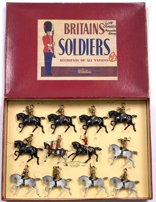 Lot 224 - A QUANTITY OF BRITAINS LIFEGUARDS FIGURES