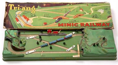 Lot 239 - A BAYKO BUILDING SET