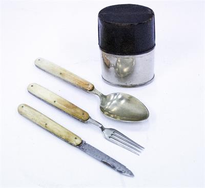 Lot 265 - A SET OF THREE CAMPAIGN FOLDING CUTLERY