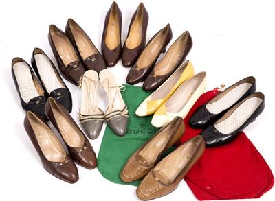 Lot 350 - A SELECTION OF 1970'S GUCCI AND CHANEL LADIES SHOES