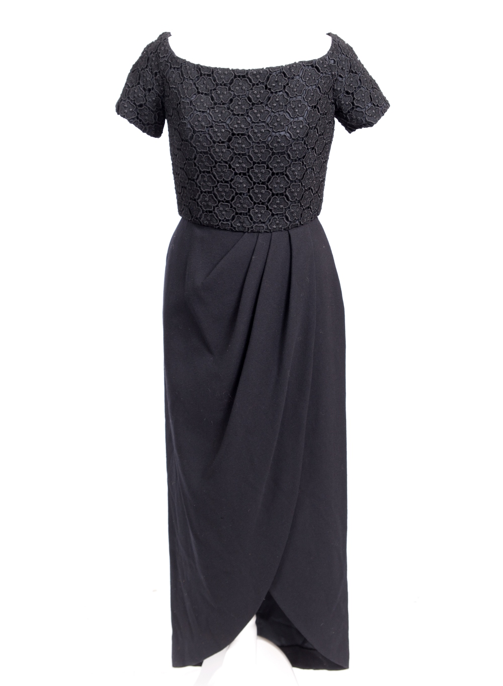 Lot 370 - A TOMASZ STARZEWSKI WOOLLEN BLACK EVENING DRESS