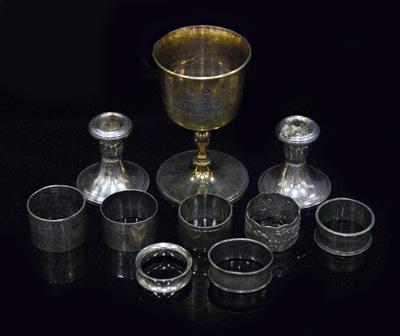 Lot 410 - A MODERN SILVER GOBLET