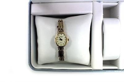 Lot 485 - A ROTARY LADIES 9CT GOLD BRACELET WATCH