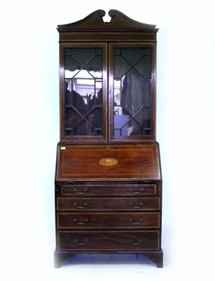 Lot 488 - AN EDWARDIAN MAHOGANY BUREAU BOOKCASE