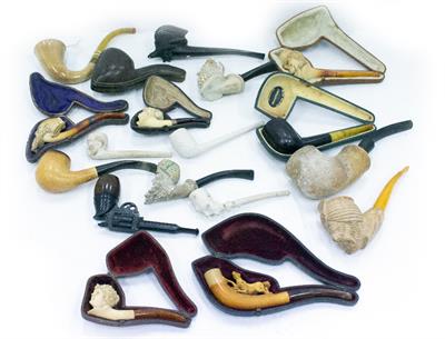 Lot 494 - A COLLECTION OF VARIOUS MEERSCHAUM