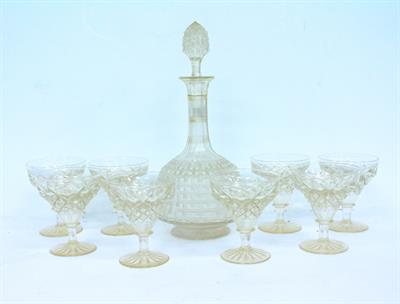 Lot 542 - A 19TH CENTURY CUT GLASS DECANTER